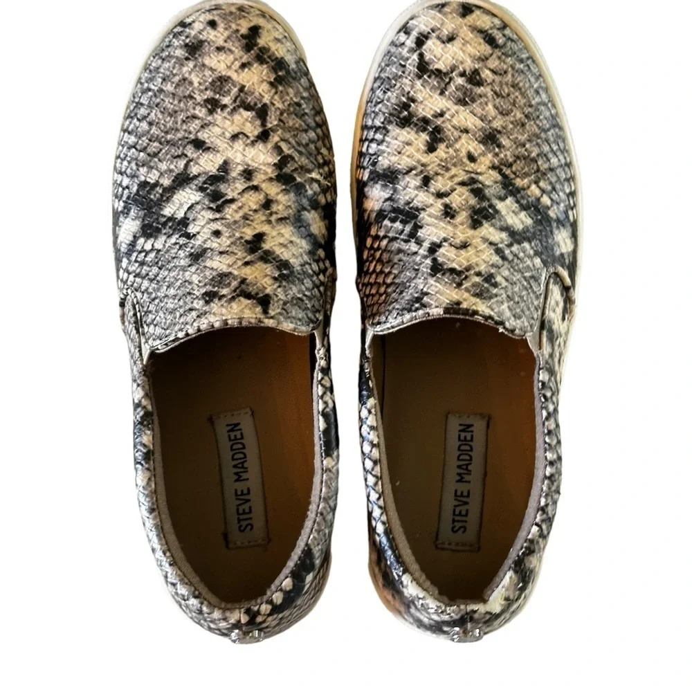 5 for $40 SALE!  Steve Madden Gills Snake Print Slip-On Platform Sneakers sz7